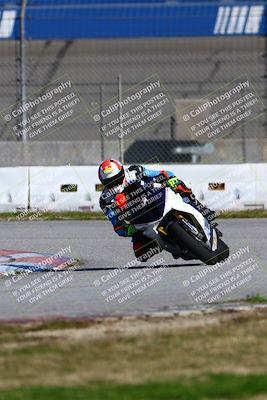 media/Jan-21-2023-Fastrack Riders (Sat) [[fcf3f88a30]]/Level 4/Session 3 Turn 9/